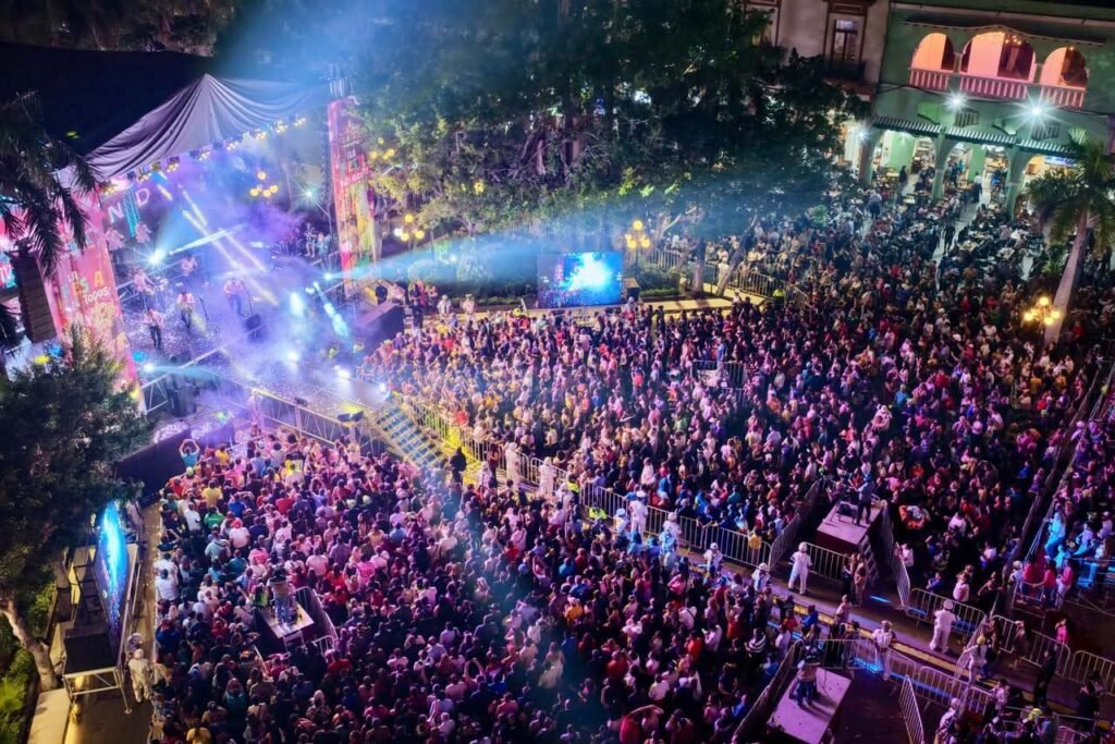 WhatsApp-Image-2026-02-19-at-4.49.55-PM-1024x683 Carnaval de Veracruz deja derrama superior a mil millones de pesos y asistencia histórica