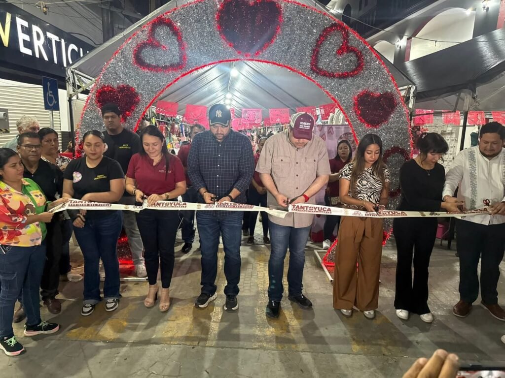 WhatsApp-Image-2026-02-28-at-10.47.24-PM-1024x768 Inauguran en Tantoyuca el Pasaje Comercial de San Valentín