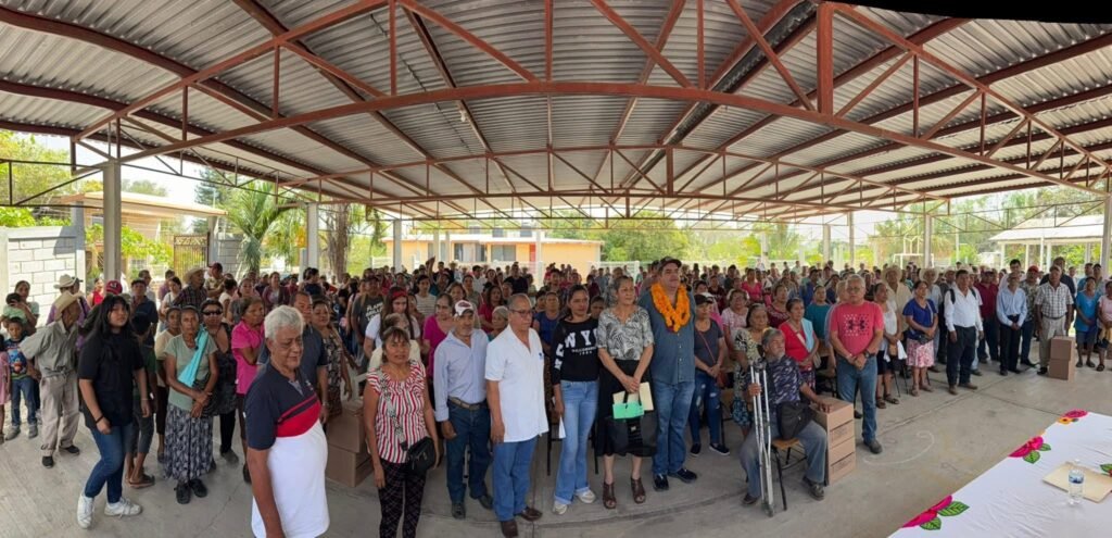 2-2-1024x495 En Tantoyuca, más de 3 mil 300 familias beneficiadas con apoyos alimentarios