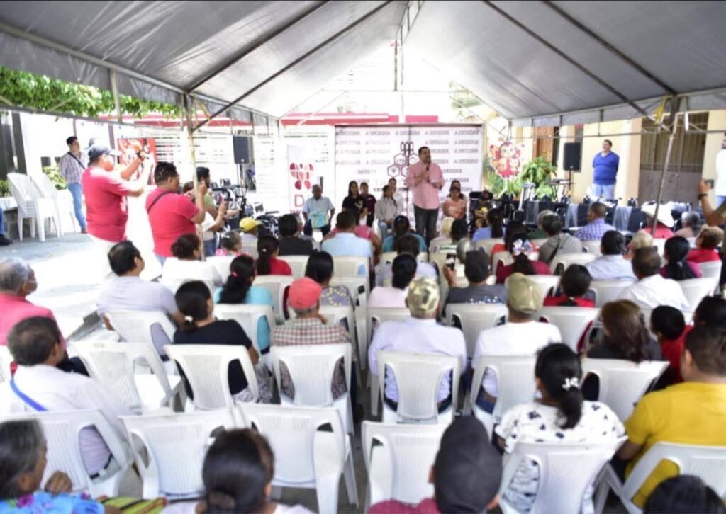 650254807_122162962670891843_4550086218006126363_n-1024x726 Entrega Gobierno Municipal de Tantoyuca aparatos de apoyo a la movilidad