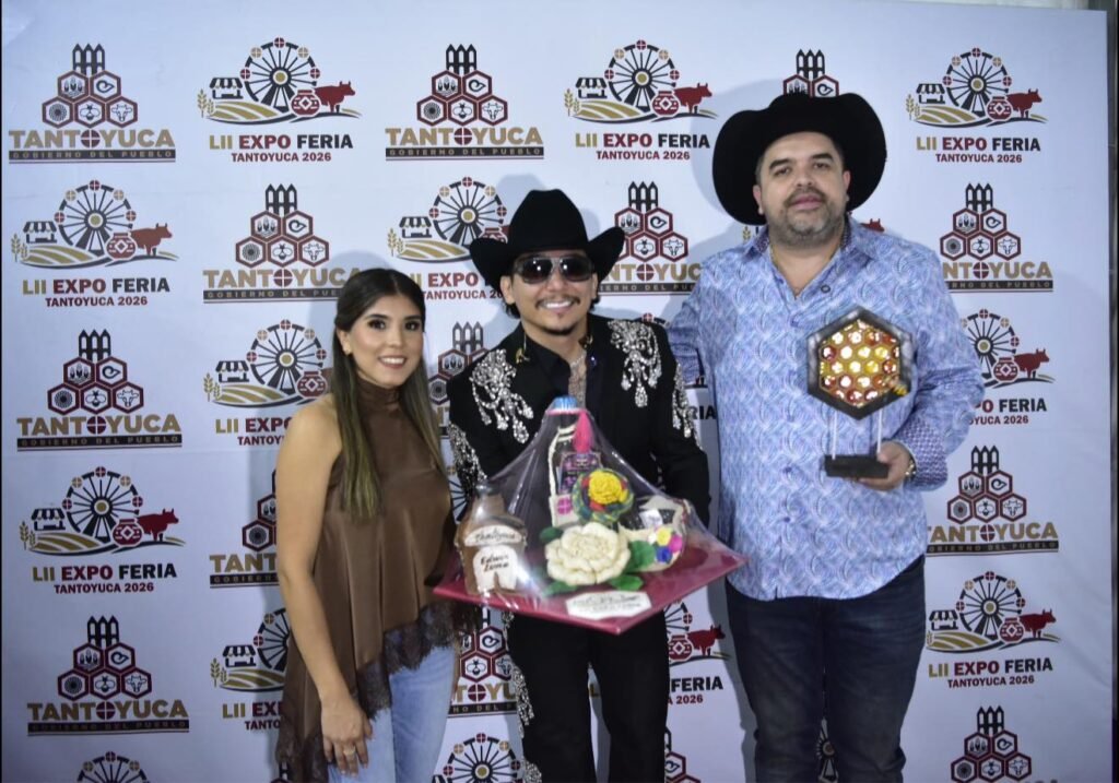 658239066_1338393518343209_881499197133496886_n-1024x717 ¡Impresionante segunda noche en la LII Expo Feria Tantoyuca 2026!