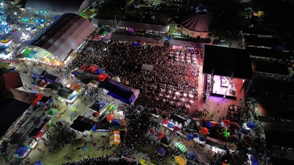 2-1-1024x576 Día 6 de la Expoferia y Carnaval Tantoyuca 2026