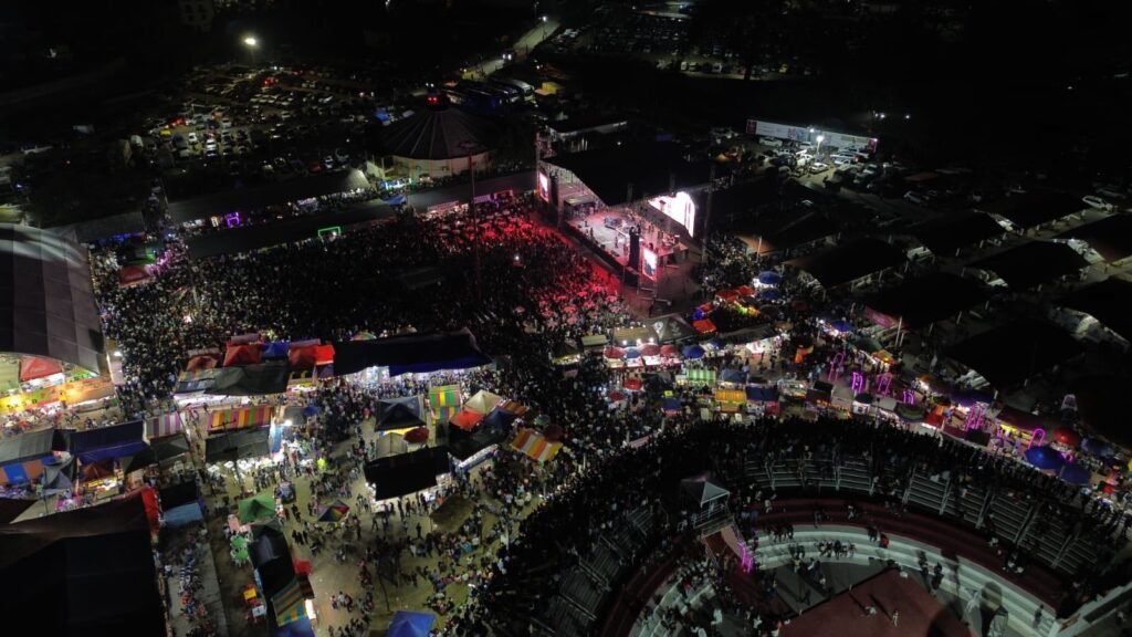 2-3-1024x576 8DÍA ¡Así abrió el gran Duelo de Acordeones!