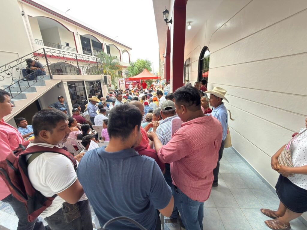 3-17-1024x768 En Tantoyuca, decenas de productores responden a programas de Sedarpa