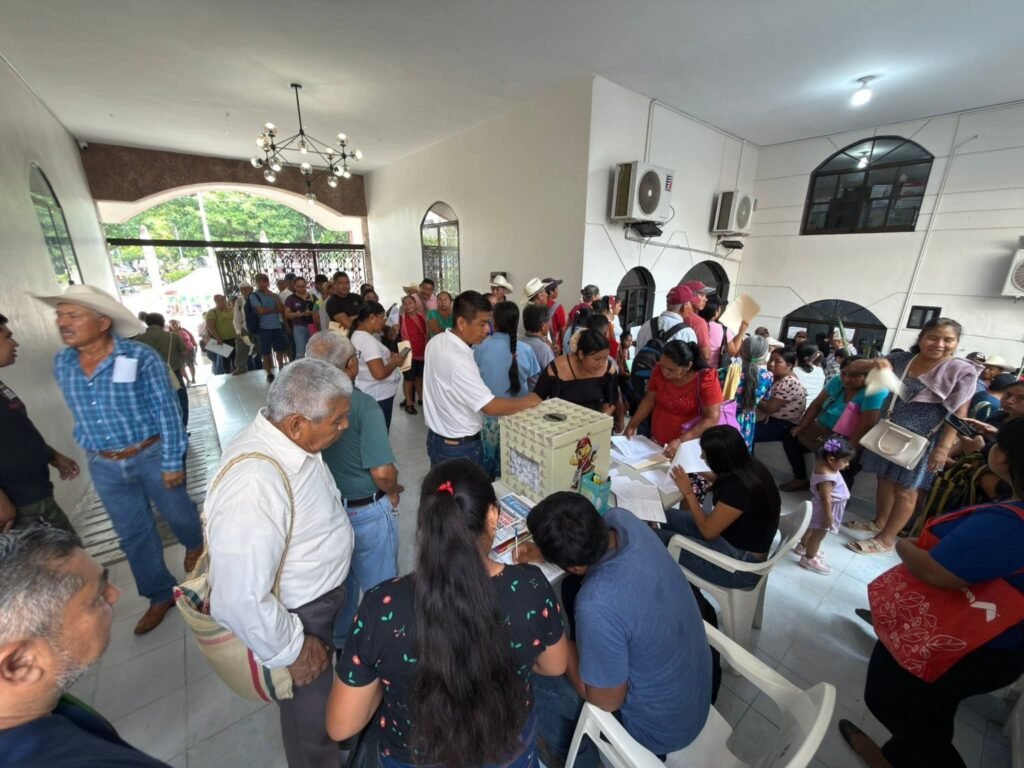 5-18-1024x768 En Tantoyuca, decenas de productores responden a programas de Sedarpa