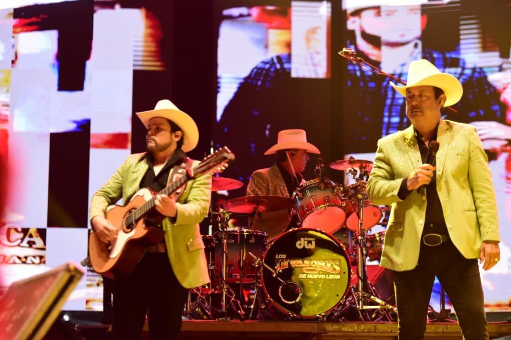 5-4-1024x682 8DÍA ¡El Duelo de Acordeones se puso bueno!