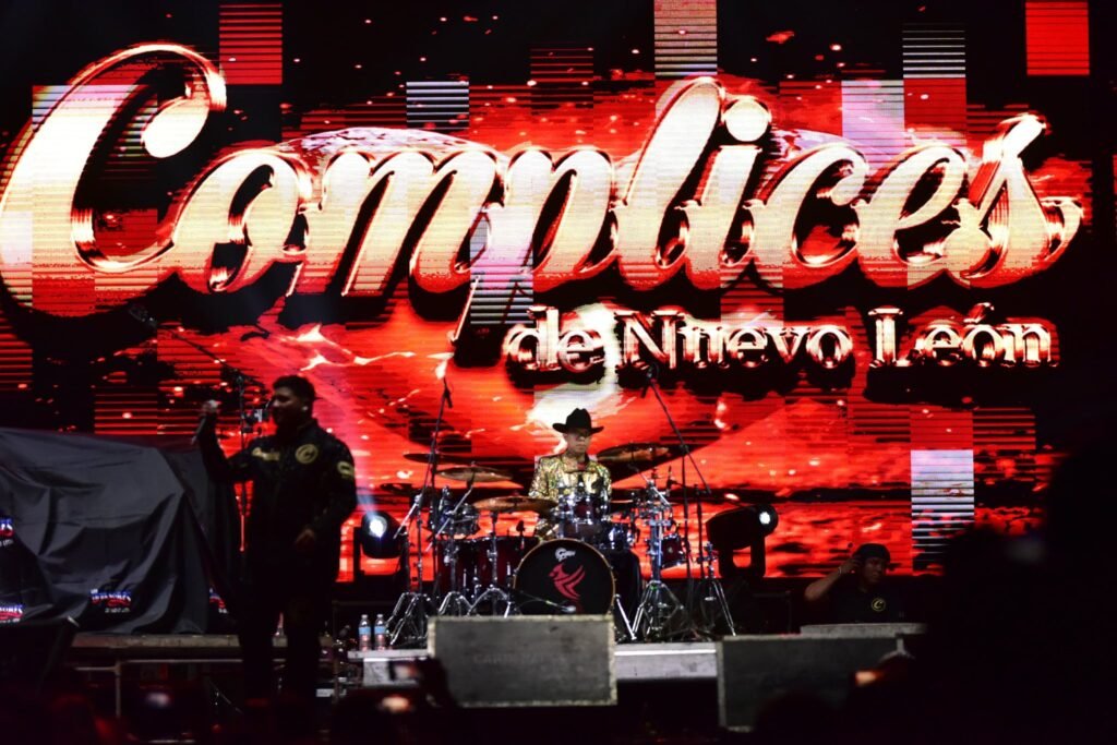 6-2-1024x683 8DÍA ¡Así abrió el gran Duelo de Acordeones!