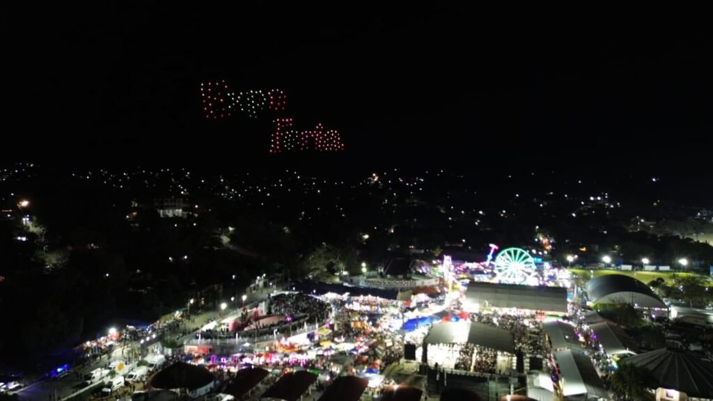 6-4-1024x576 Con espectacular show de drones cierra la Expo Feria Tantoyuca 2026