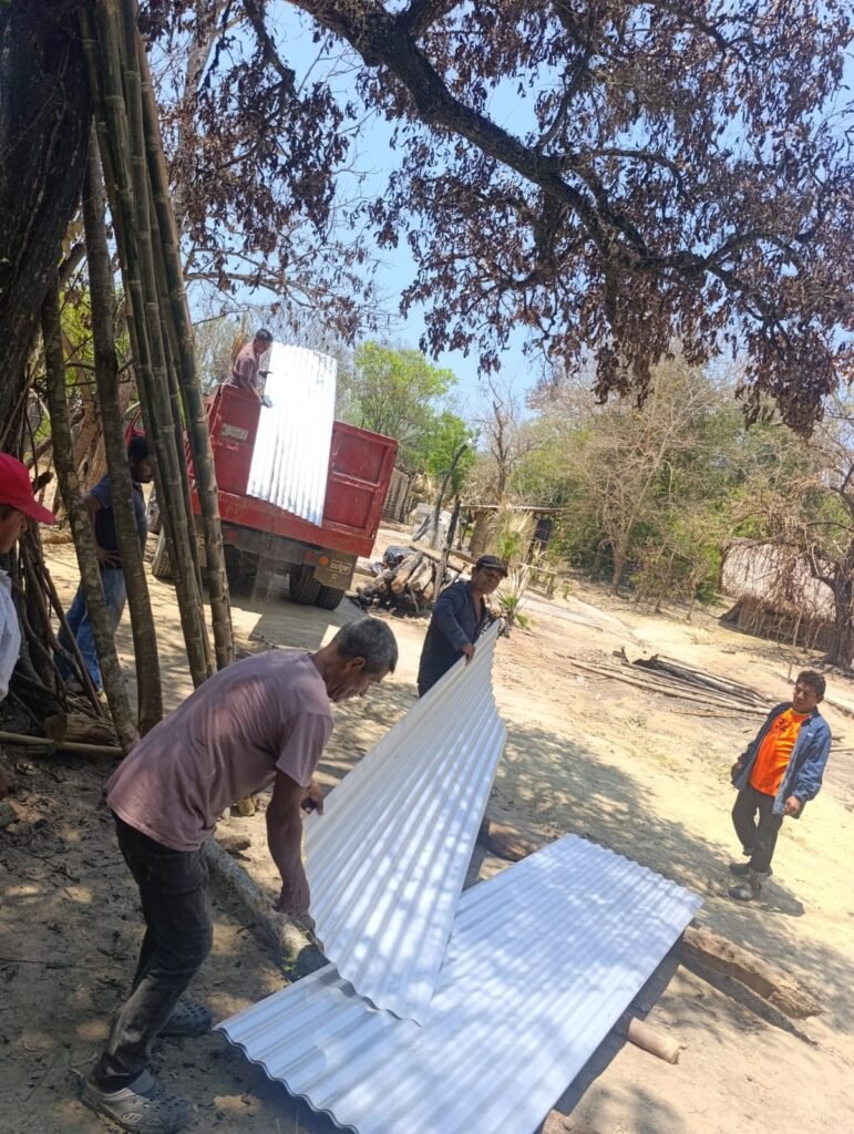 7-4-771x1024 Familias que perdieron viviendas por incendio reciben apoyo del Ayuntamiento de Tantoyuca