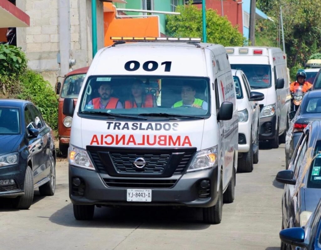 WhatsApp-Image-2026-04-01-at-1.16.27-PM-2-1024x796 Encabeza Arianna Angeles Aguirre Banderazo del Operativo "Semana Santa 2026" en Tlalnelhuayocan