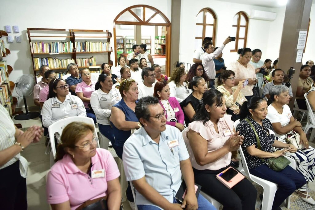 3-12-1024x683 Realizan en Tantoyuca primer foro regional "Por Amor a las Bibliotecas"