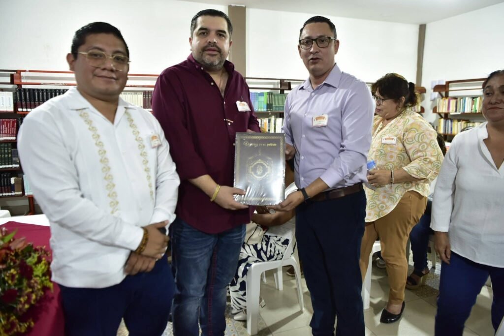 4-7-1024x683 Realizan en Tantoyuca primer foro regional "Por Amor a las Bibliotecas"