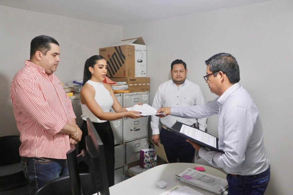 4-9-1024x683 Realizan nombramiento de la Oficial del Registro Civil de Tantoyuca