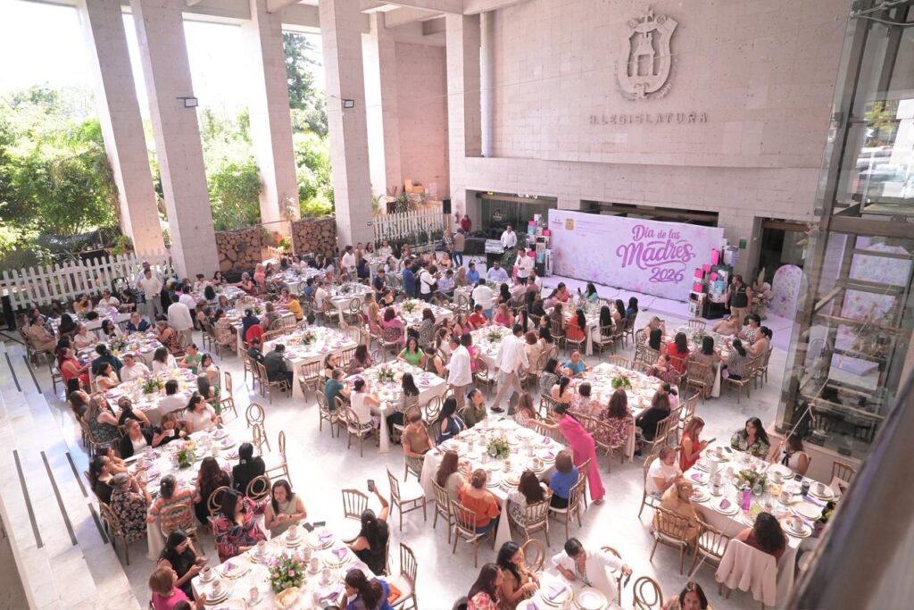 WhatsApp-Image-2026-05-22-at-12.48.29-PM-1-1024x683 Reconoce Congreso el esfuerzo y dedicación de las madres trabajadoras