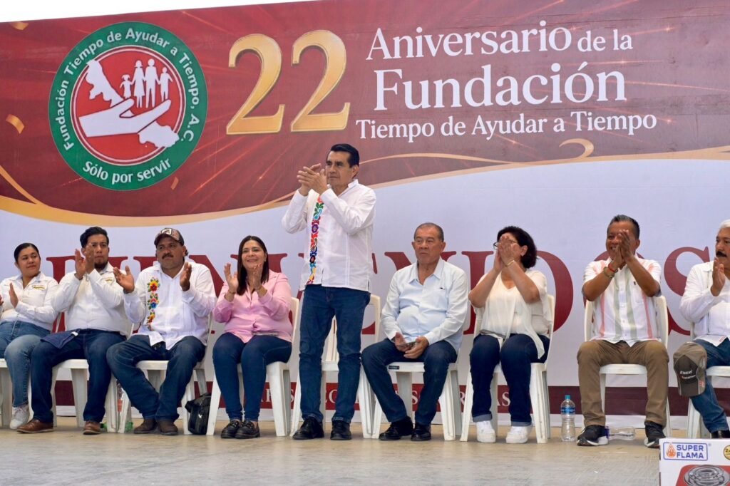 WhatsApp-Image-2026-05-24-at-4.07.17-PM-1024x682 Veracruz tiene rumbo y dirección con Rocío Nahle: Esteban Bautista