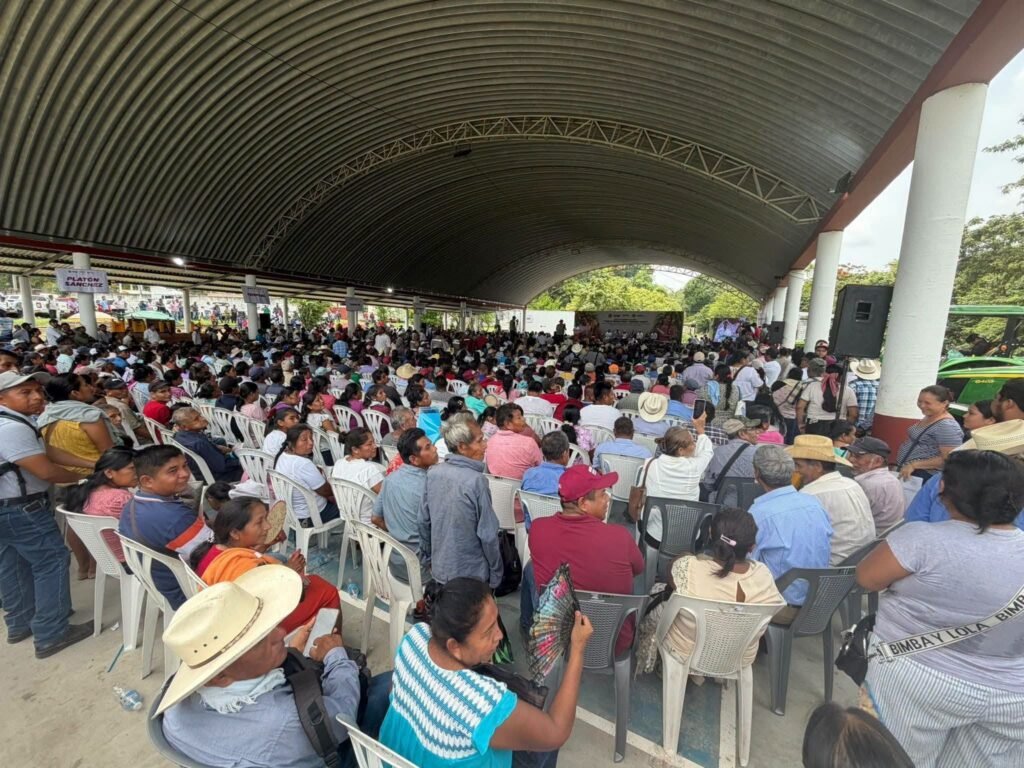 2-2-1024x768 Alcalde de Tantoyuca agradece a la Gobernadora Nahle apoyo al campo