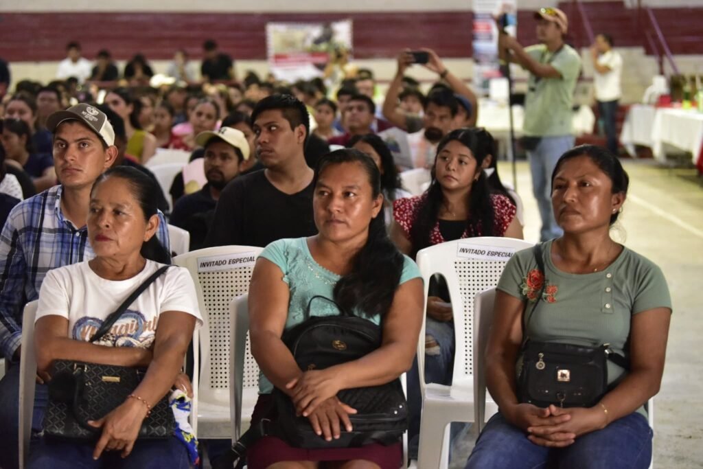 3-8-1024x683 Impulsa Gobierno Municipal de Tantoyuca la Feria Nacional del Empleo