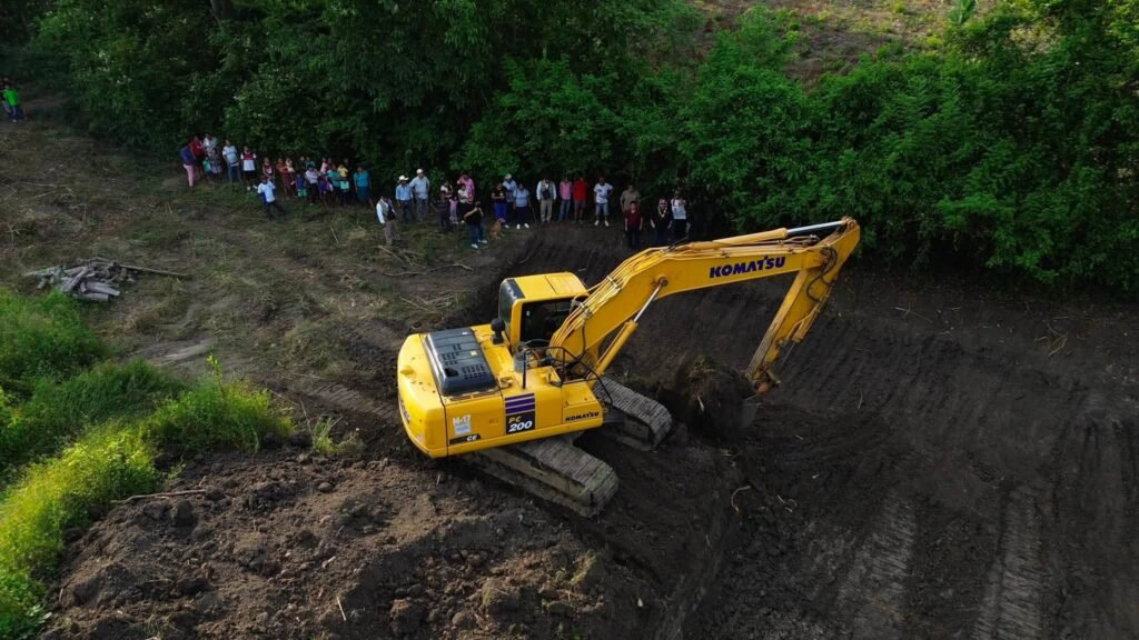 4-2-1024x576 Inicia construcción de una de varias ollas de agua en comunidades de Tantoyuca