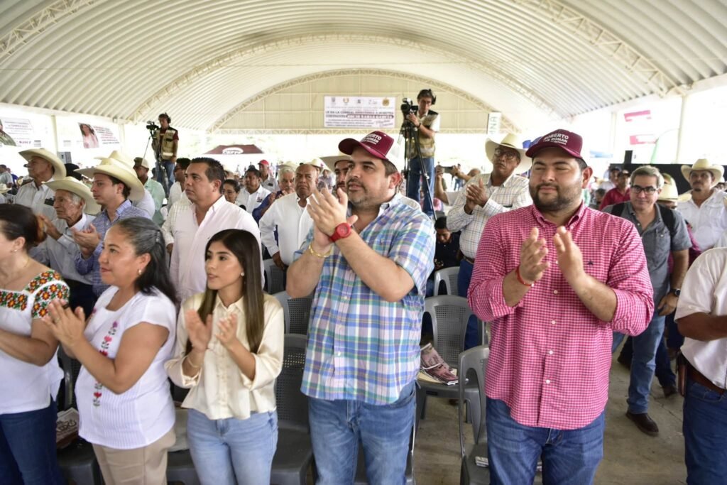 7-1024x683 Acompaña Alcalde de Tantoyuca a Gobernadora en gira por la zona norte