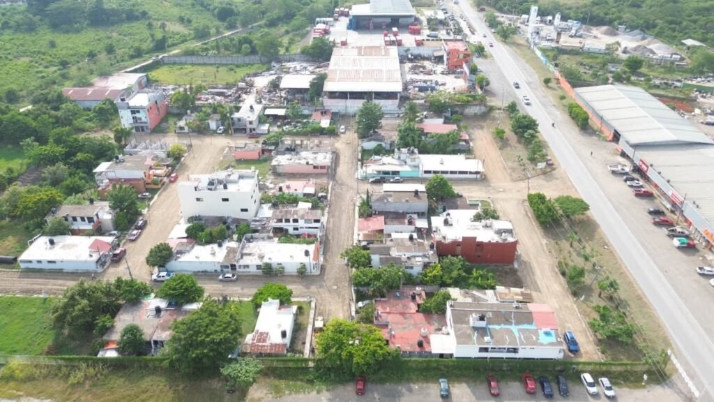 2-3-1024x576 Alcalde Roberto San Román da banderazo de acciones en Villas Tantoyuca